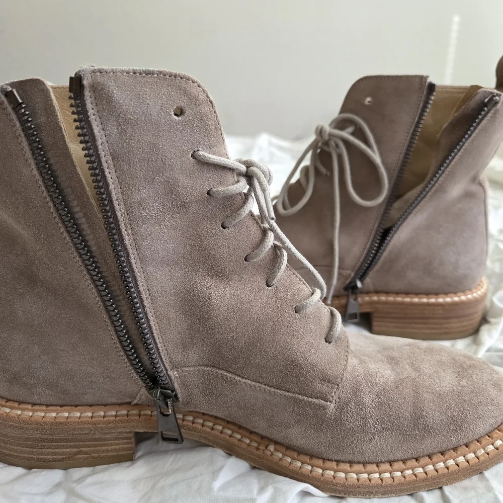 Vince Women's Cabria Suede Lace Up Ankle Boot Almond Toe Sz 7.5 - Picture 8 of 13